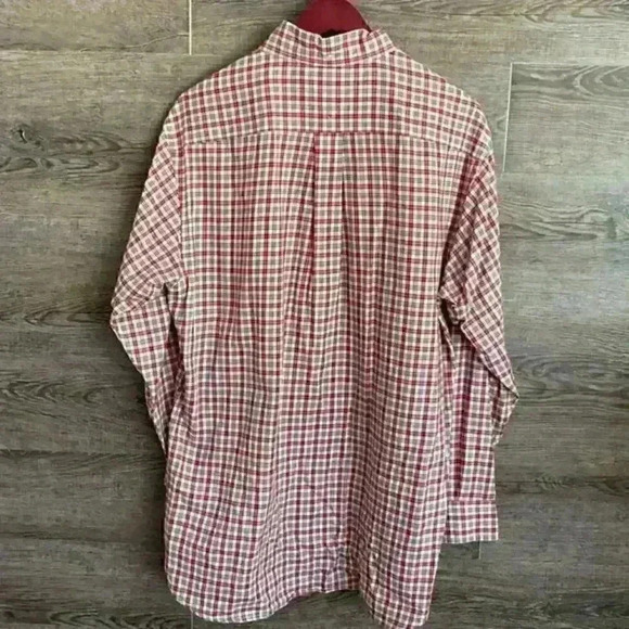 Tommy Hilfiger Shirt EUC 0010 - Picture 2 of 4